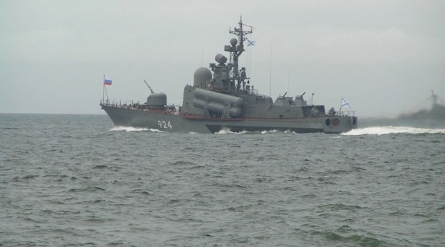 In the course of the exercise, the small missile ships of the Pacific Fleet fulfilled the conduct of counter maritime combat