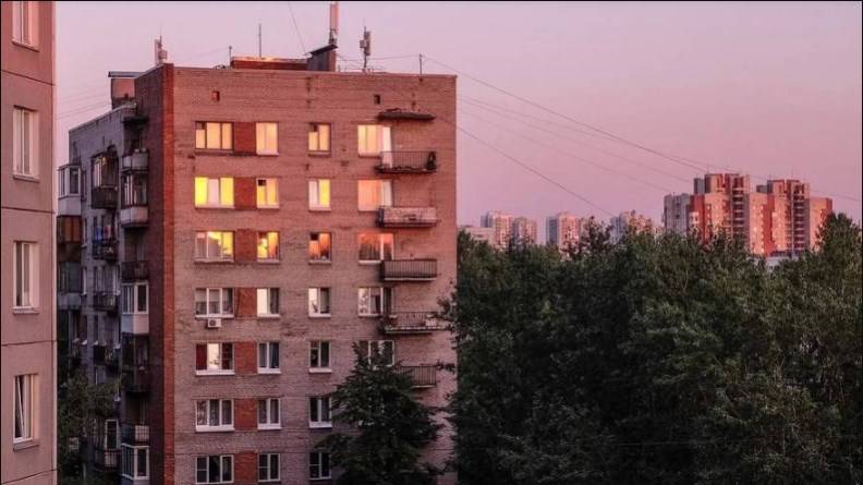 Жильцы дома на Шепеткова – в ужасе от непрошеных гостей Жильцы дома на Шепеткова – в ужасе от непрошеных гостей