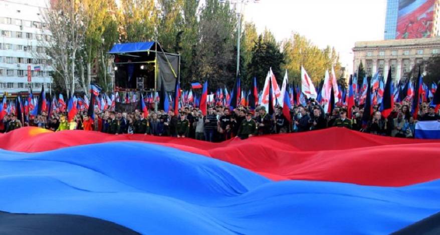 Признание ЛНР и ДНР не ударит по курсу рубля - эксперт