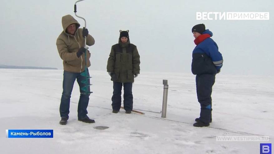 Спецоперация на Ханке: Марш-бросок вглубь ледяной пустыни устроили сотрудники Астраханской озерной станции