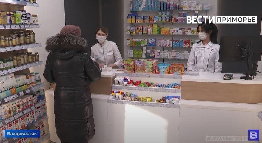 Ажиотаж в аптеках. Что происходит с ценами и стоит ли закупаться лекарствами?