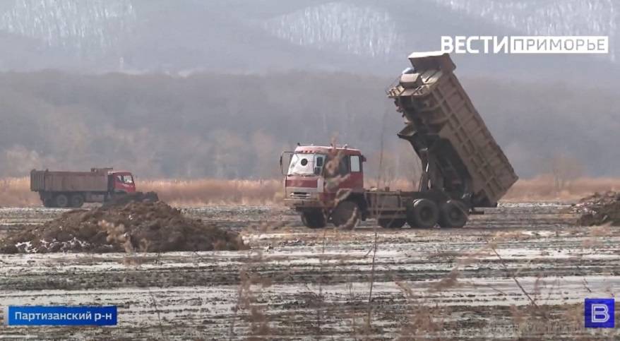 Фермеры Золотой Долины уже вывели в поля технику
