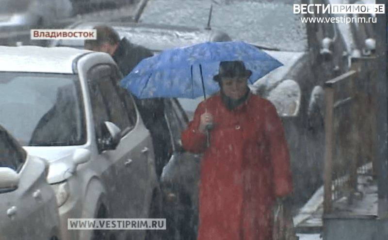 Мокрый снег, гололед: к вечеру китайский циклон резко испортит погоду в Приморье