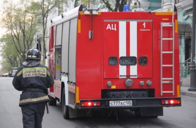 В Приморье произошел пожар в пятиэтажном жилом доме