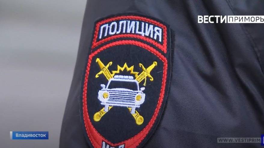 Деньги под ковриком: приморец пытался подкупить полицейских