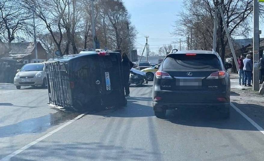 И снова этот перекресток: Авто перевернулось в серьезном ДТП