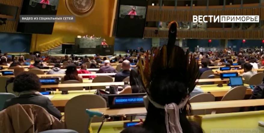 В Нью-Йорке украинцы попытались устроить обструкцию делегату из Владивостока