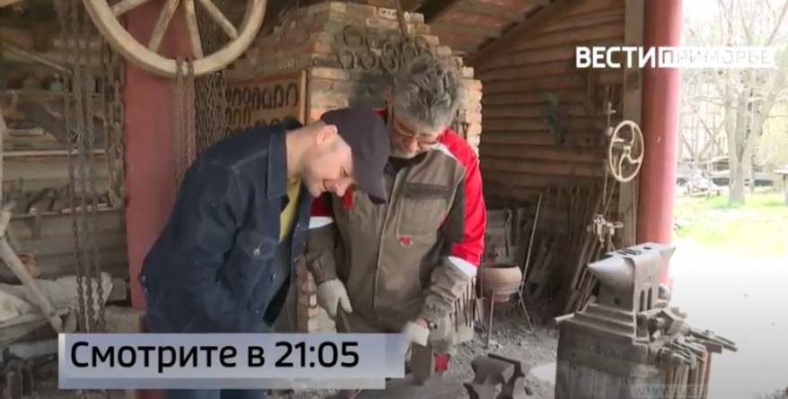 Самобытные традиции старой Руси сохраняют в деревне ремесленников "Жар-птица"