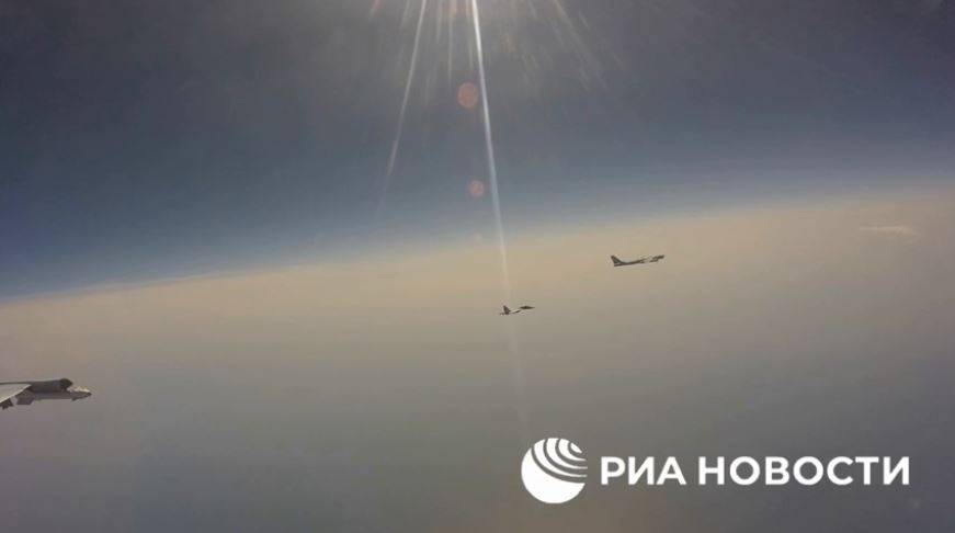 Самолеты российских ВКС и китайских ВВС заставили понервничать Южную Корею Самолеты российских ВКС и китайских ВВС заставили понервничать Южную Корею