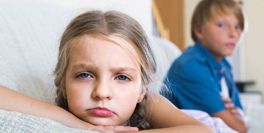 Выяснилось, кто лишил 10-летнюю школьницу из Приморья девичьей красы