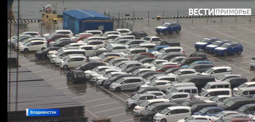 Ажиотажный спрос на японские авто в России привел к коллапсу в портах