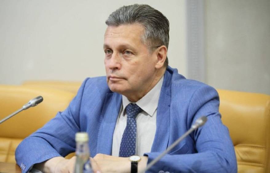 Что делать с угрозой недетского контента, обсудили в Общественной палате России