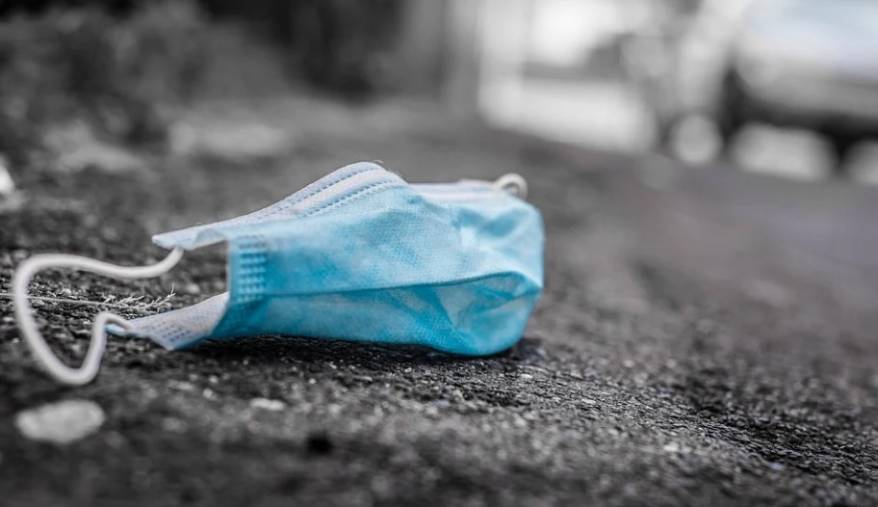 Центавр «накаляет» ситуацию: ВОЗ призывает вернуть масочный режим