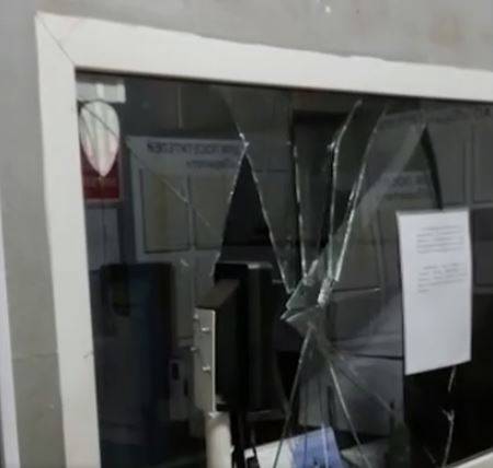 Пьяный камчадал устроил погром на КПП морского порта Владивостока