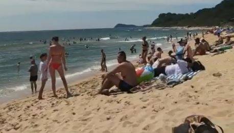 В Ливадии за час из воды вытащили трёх человек — один погиб В Ливадии за час из воды вытащили трёх человек — один погиб