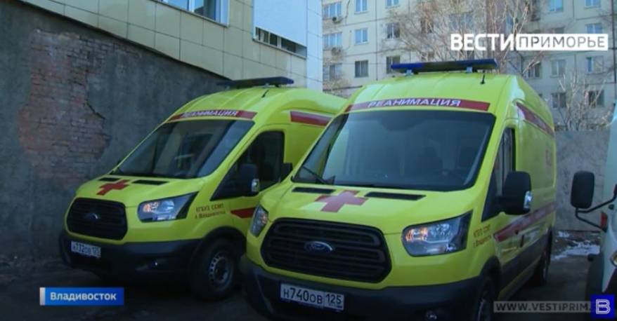 "Откачивали прямо в "Приусе": Два мужчины едва не погибли после кайфовой тусовки во Владивостоке
