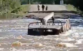"Ужас просто": приморцы делятся новыми видео разрушений стихией