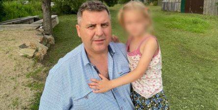 В Приморье наказали мать девочки, которую увел в лес незнакомый мужчина В Приморье наказали мать девочки, которую увел в лес незнакомый мужчина