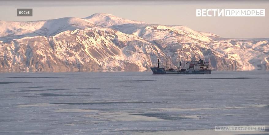 Супертраулер отправился по Севморпути во Владивосток