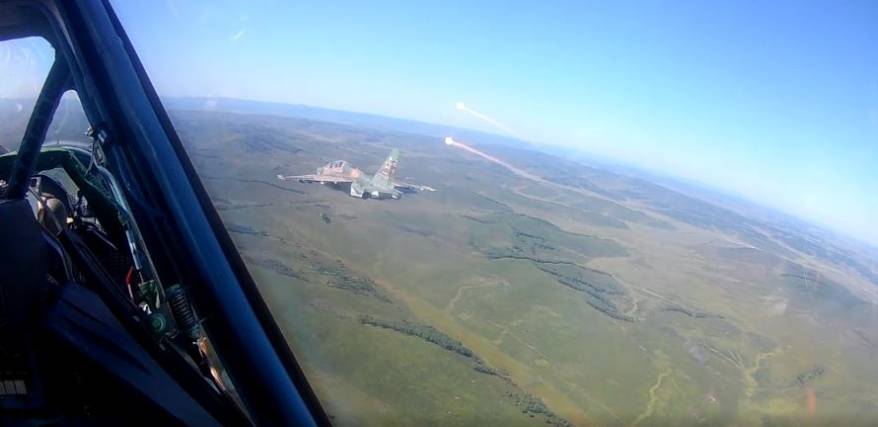 Экипажи Су-25СМ3 отработали задачи авиаподдержки войск в рамках учений "Восток-2022"