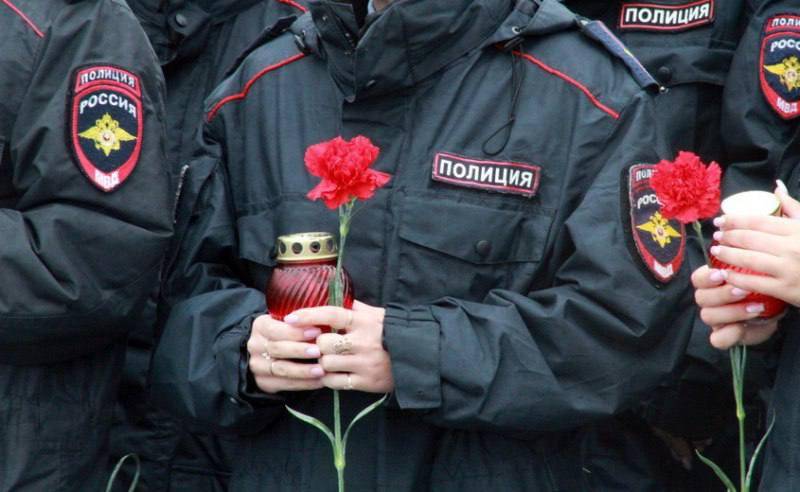 Память погибших сотрудников ОВД почтут на митинге во Владивостоке Память погибших сотрудников ОВД почтут на митинге во Владивостоке
