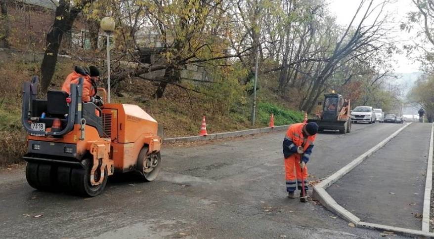 Новый тротуар сделали на улице Трудовых Резервов Новый тротуар сделали на улице Трудовых Резервов