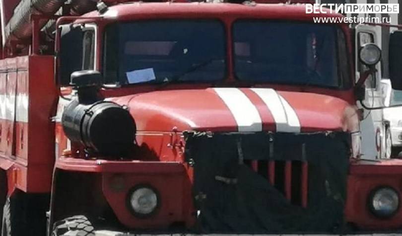 «Страшно и больно смотреть на такое»: Коттедж полностью выгорел в пригороде «Страшно и больно смотреть на такое»: Коттедж полностью выгорел в пригороде