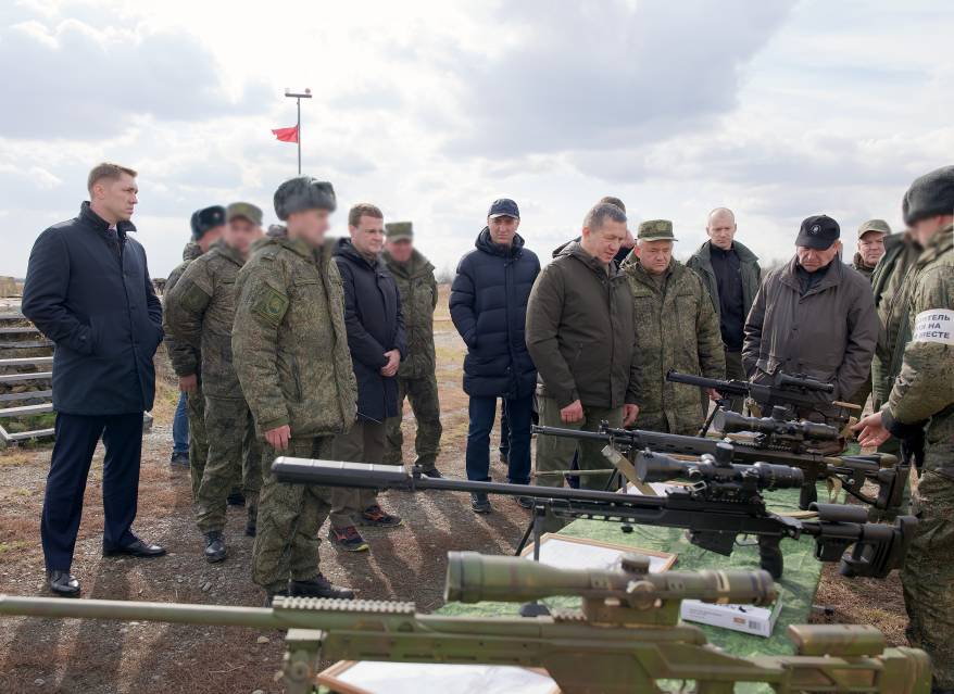 Юрий Трутнев встретился с мобилизованными бойцами в Хабаровском крае Юрий Трутнев встретился с мобилизованными бойцами в Хабаровском крае