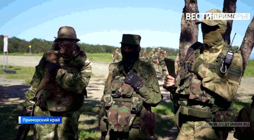 Бойцов добровольческих формирований приравняли к военнослужащим со всеми соцгарантиями Бойцов добровольческих формирований приравняли к военнослужащим со всеми соцгарантиями