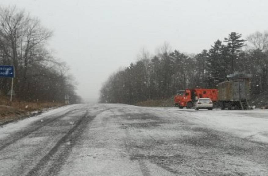 Внимание: Перевалы в Приморье заваливает снегом Внимание: Перевалы в Приморье заваливает снегом