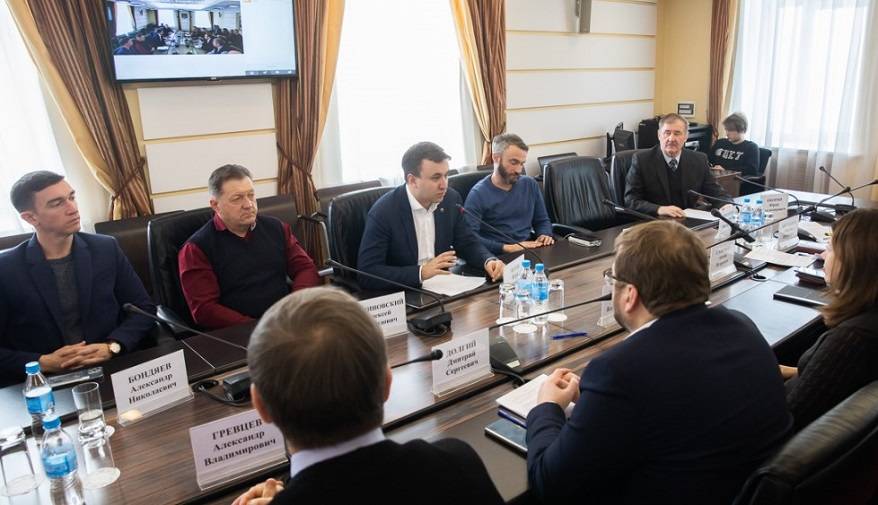 Скорость движения общественного транспорта повысят во Владивостоке Скорость движения общественного транспорта повысят во Владивостоке