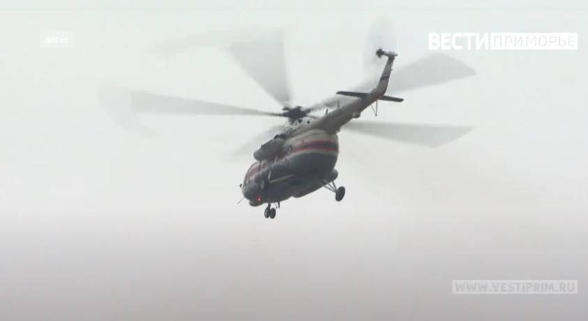На поиски пропавших в пургу людей могут поднять в небо вертолет