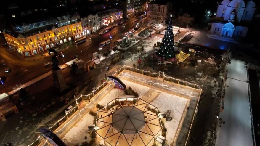 Новогодний городок в центре Владивостока готов к встрече гостей