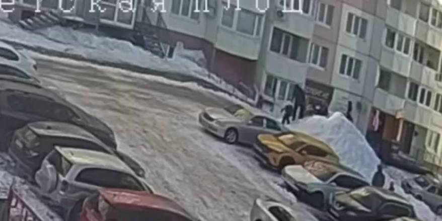 Достал ножичек: полиция разбирается в инциденте между мужчиной и девятилетним ребенком