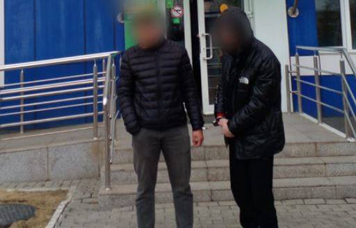 В Приморье мужчина напал на беспомощного пенсионера В Приморье мужчина напал на беспомощного пенсионера