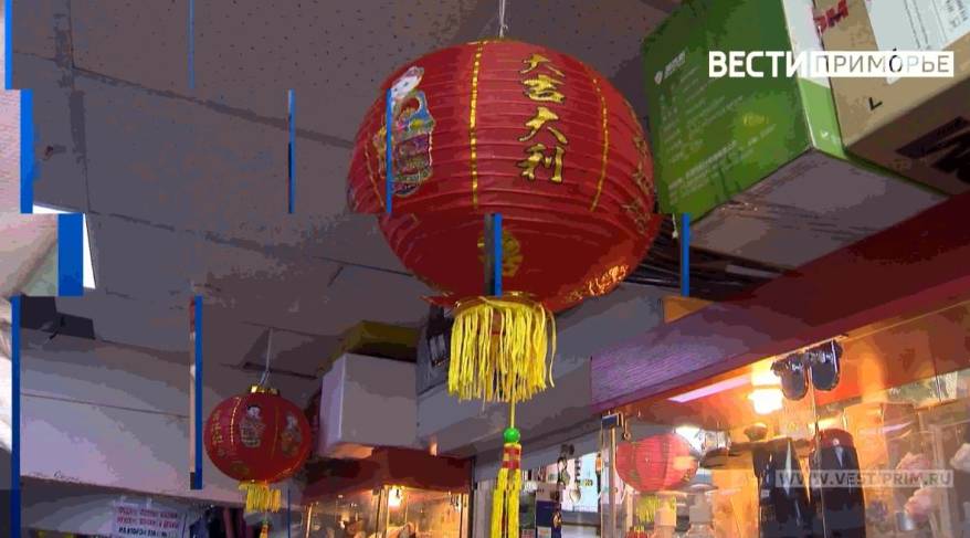 Китай возобновил выдачу туристических виз