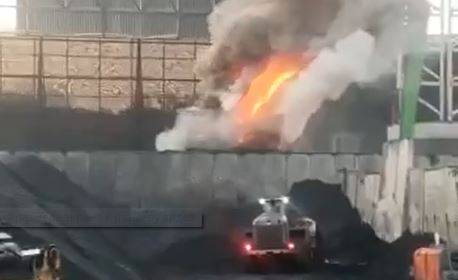 В Приморье произошел пожар на угольном терминале