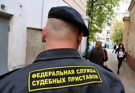 Приморцев зовут на службу в органы принудительного исполнения