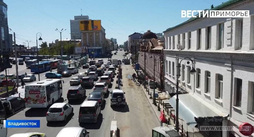 «Только в объезд»: Проезд по трафиковой дороге Владивостока закроют до 15 августа