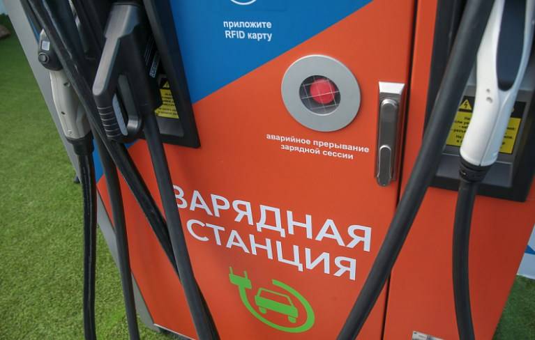 Станции «быстрой» зарядки авто установят в Приморье Станции «быстрой» зарядки авто установят в Приморье