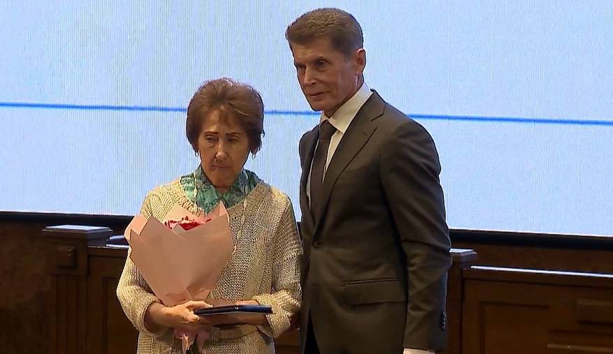 Светлане Дудик присвоено звание почетного журналиста Приморья Светлане Дудик присвоено звание почетного журналиста Приморья