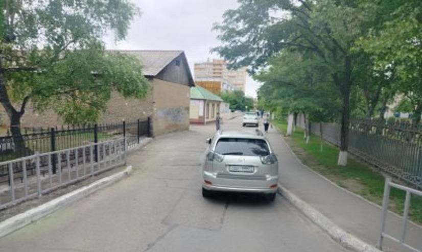 Неприличную надпись на Lexus оставил возмущенный горожанин Неприличную надпись на Lexus оставил возмущенный горожанин