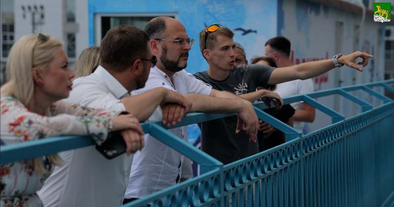 Глава Владивостока провел госприёмку стадиона «Авангард» Глава Владивостока провел госприёмку стадиона «Авангард»