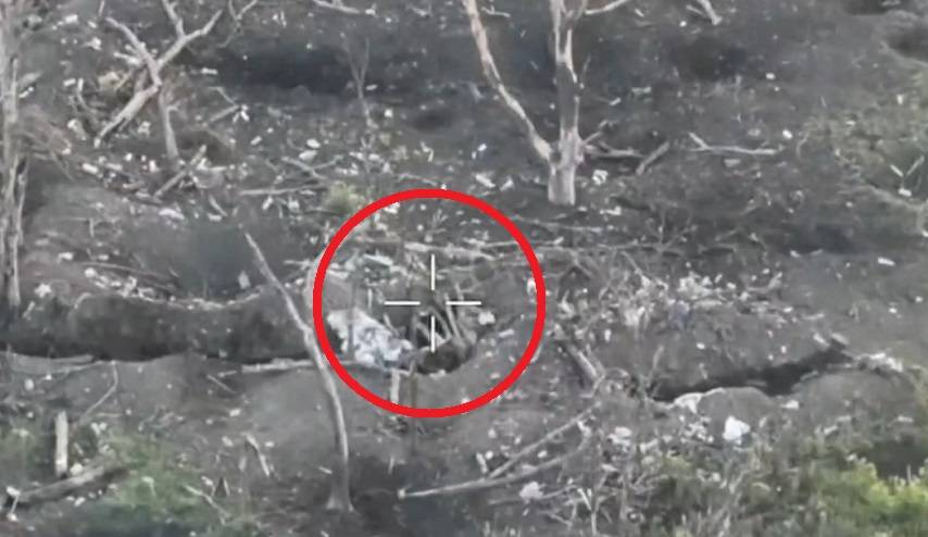 Морпехи 155-й бригады штурмуют опорник под Угледаром (видео)