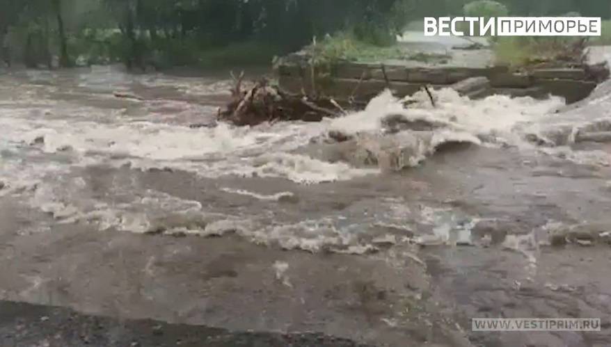 Главный синоптик уточнил, с какой силой циклон ударит по Приморью Главный синоптик уточнил, с какой силой циклон ударит по Приморью