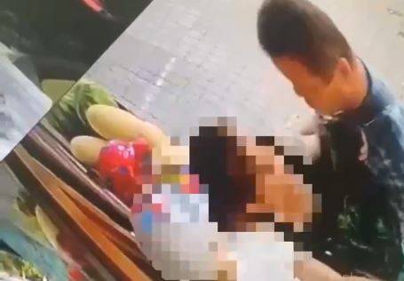 В Уссурийске возбудили уголовное дело против неадеквата, угрожавшего ребенку