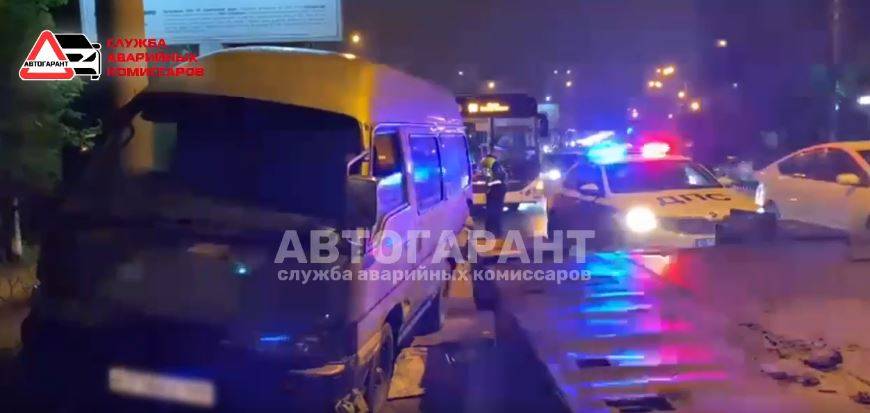 "Устроил аварию и лег спать": курьез случился во время ДТП во Владивостоке