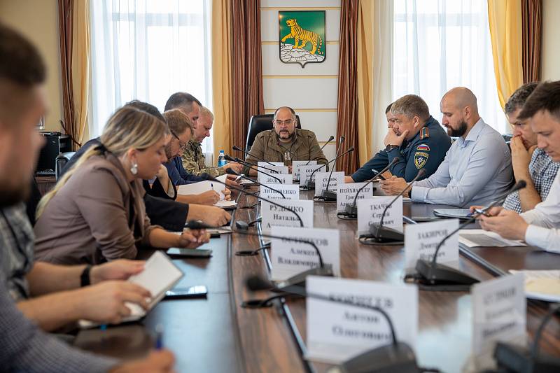 Константин Шестаков провел заседание оперативного штаба Константин Шестаков провел заседание оперативного штаба