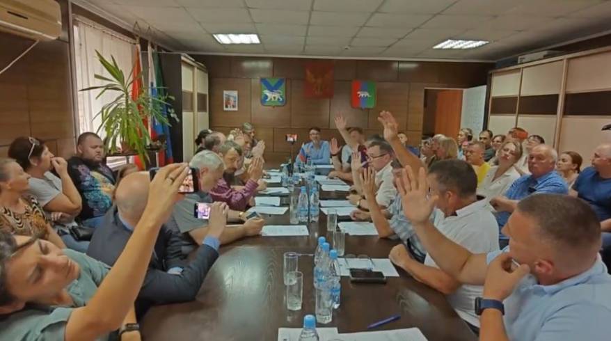 Депутаты Надеждинского района отказались отдать свои территории Владивостоку Депутаты Надеждинского района отказались отдать свои территории Владивостоку