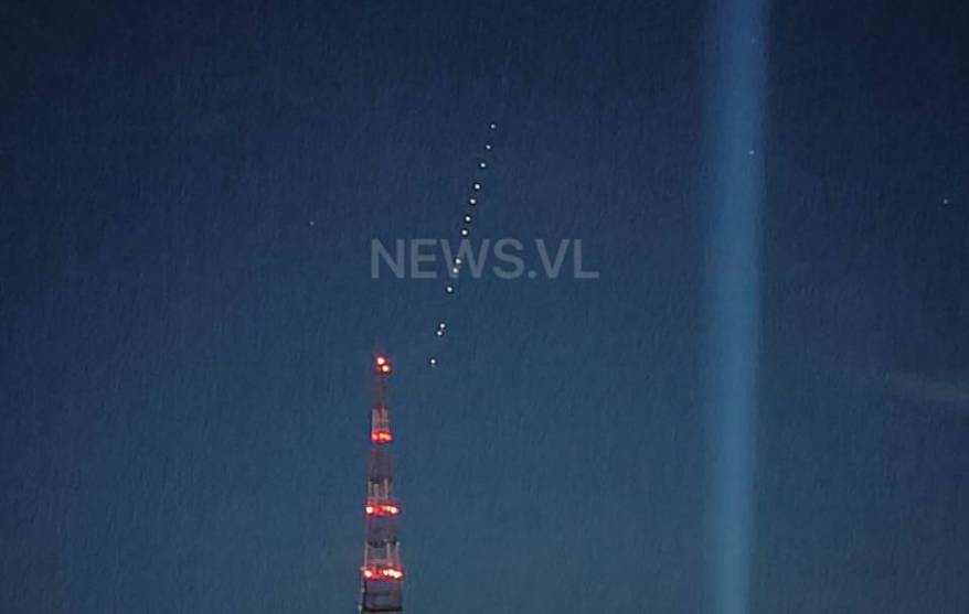 "Прячьтесь": странные объекты в небе над городом заметили владивостокцы